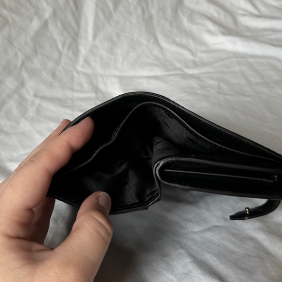 SOLD! Kate Spade Staci Medium Wallet - Picture 3 of 5